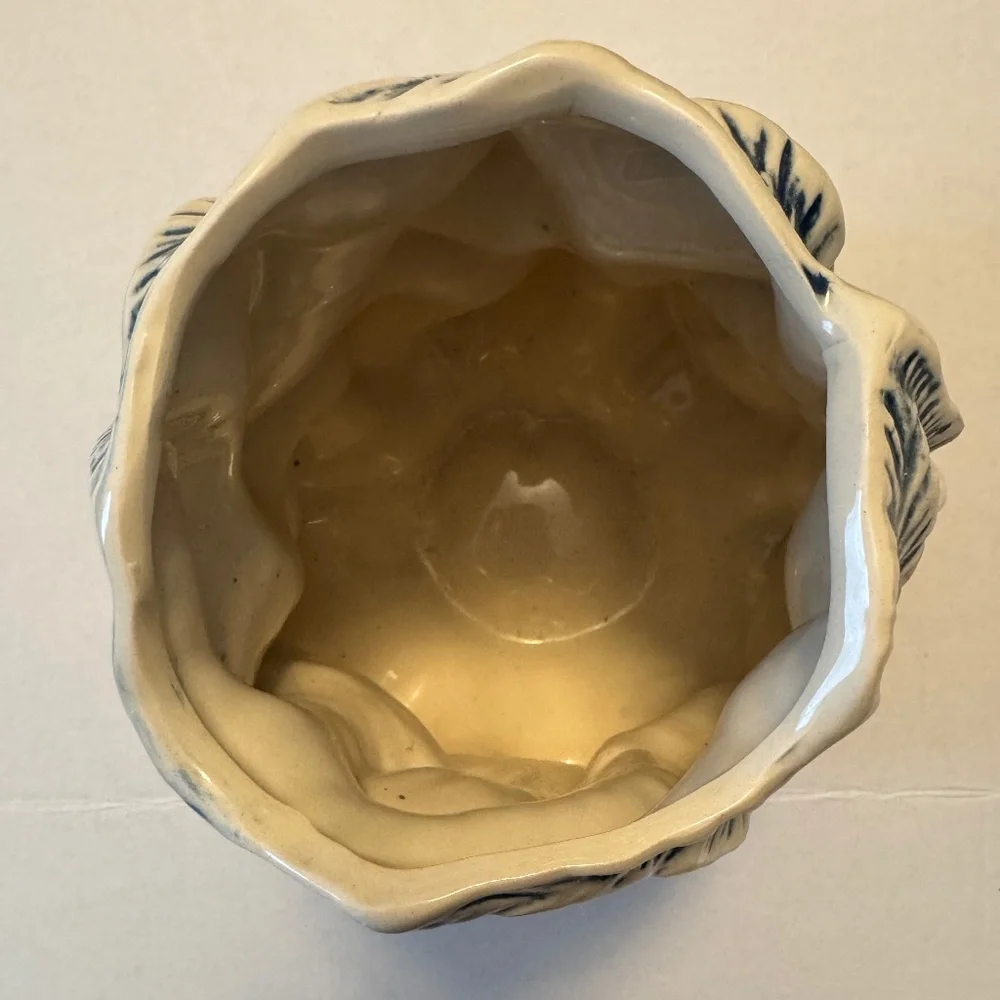 NWT Blue/white Stoneware Organic Shaped Vase - Picture 5 of 5